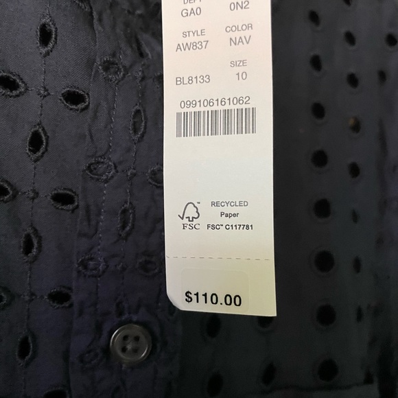 Blue button down shirt. Regular fit, eyelet. Beautiful deep blue color. - Picture 2 of 3